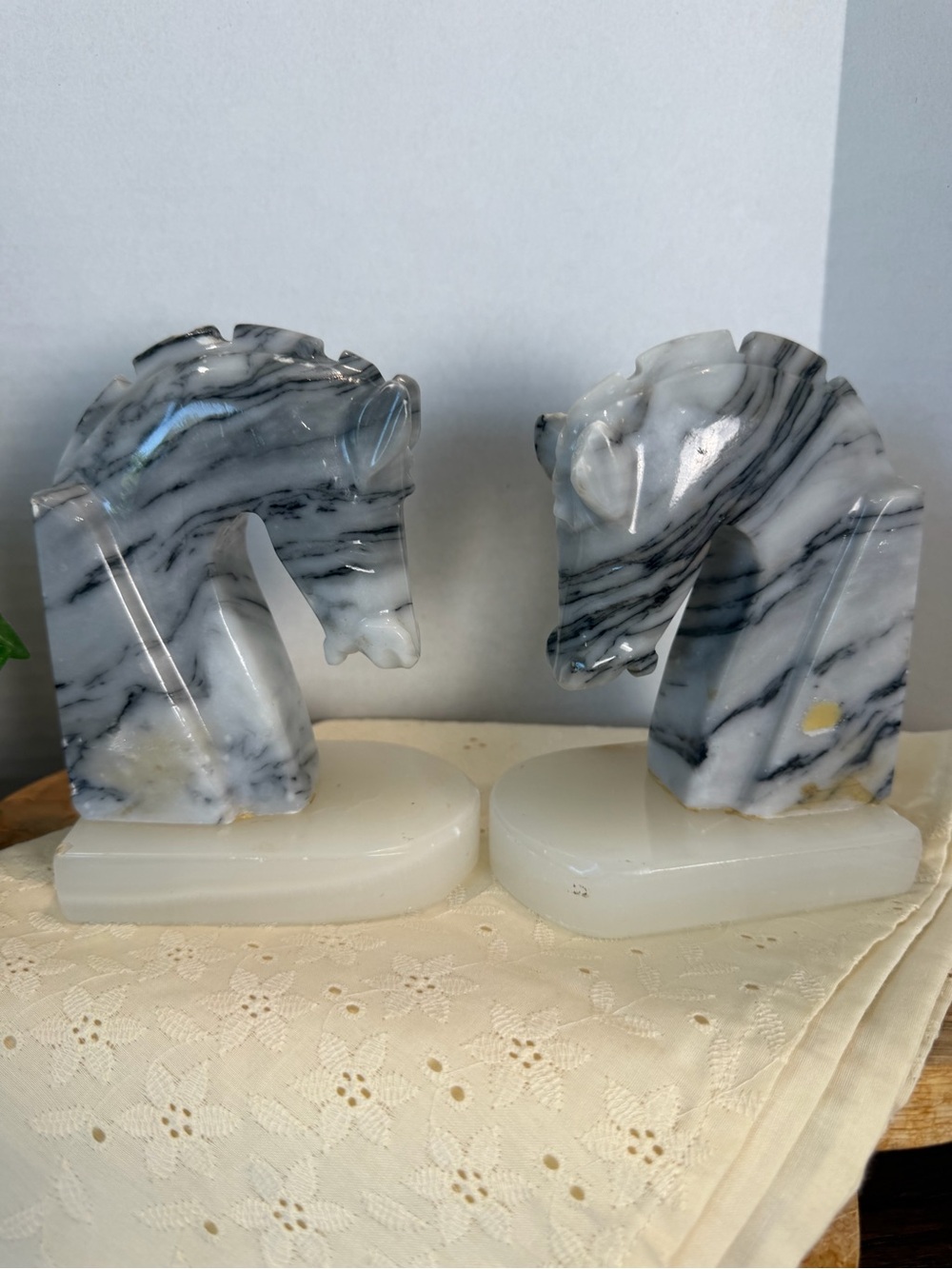 Vintage Marble Horse Head Bookends Black White Stone Heavy Set - Picture 6 of 8